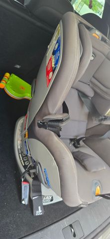 כיסא בטיחות Chicco NextFit