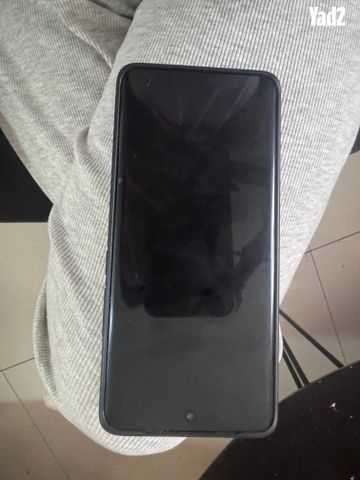 POCO M8