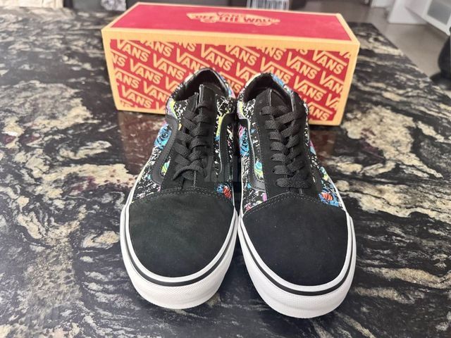 נעליים Vans