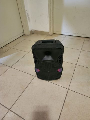 בידורית