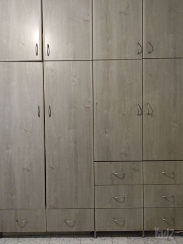 ארון בגדים