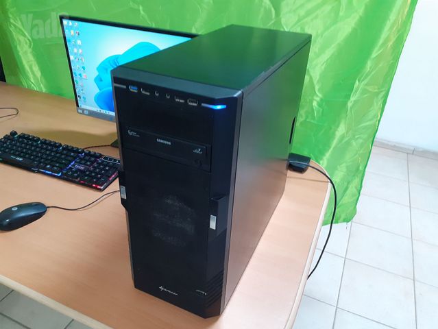 מחשב נייח חזק Asus Sabertooth