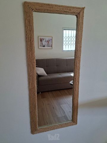 מראה לחדר