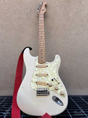 Fender Stratocaster
