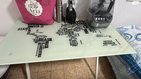 שולחן זכוכית