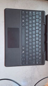 מקלדת Surface Pro עם מטען לעט