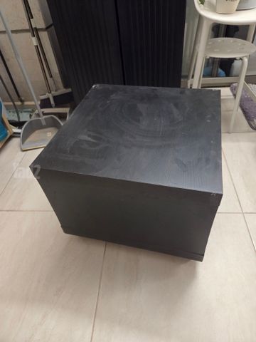 שולחן