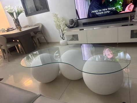 שולחן