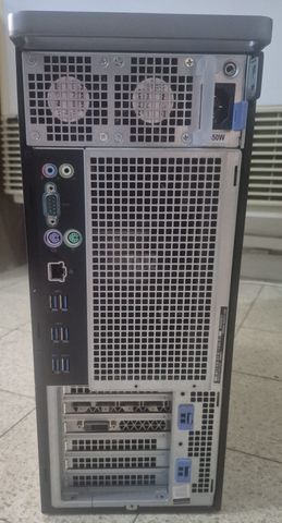תחנת עבודה Dell Precision 5820