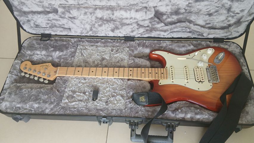 Fender Strat Corona California