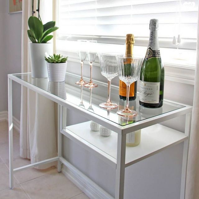 שולחן IKEA VITTSJÖ במצב מעולה