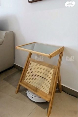 שולחן צד
