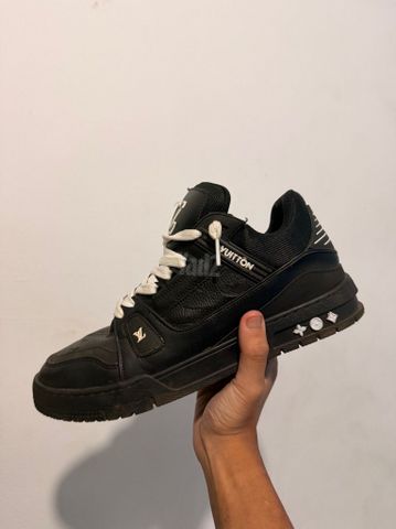 נעלי louis vuitton