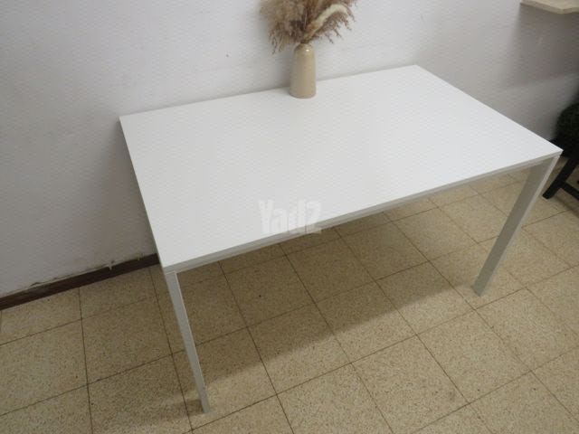 שולחן
