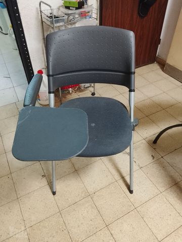 כסאות