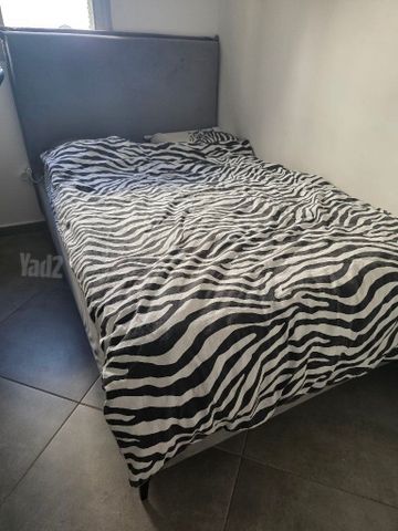 מיטה וחצי