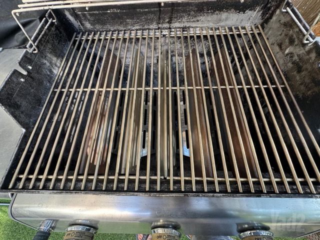 גריל גז Weber Genesis E-310