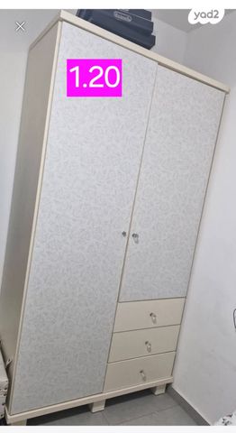 ארונות בגדים