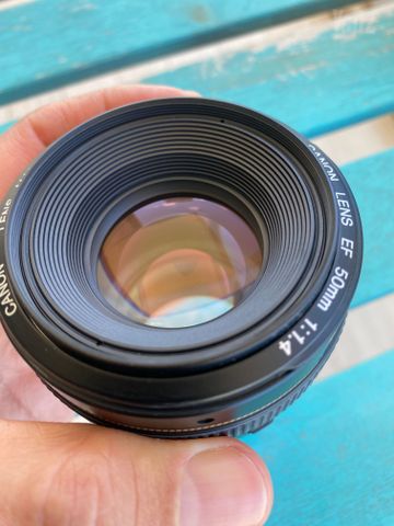 Canon EF 50mm f/1.4 USM