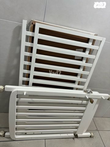 מיטת תינוק