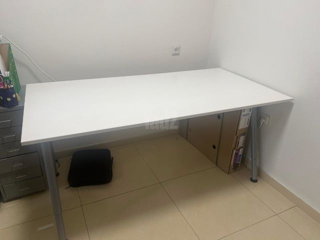 שולחן מחשב