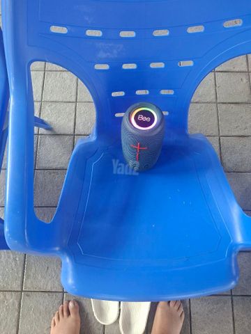רמקול נייד Bee