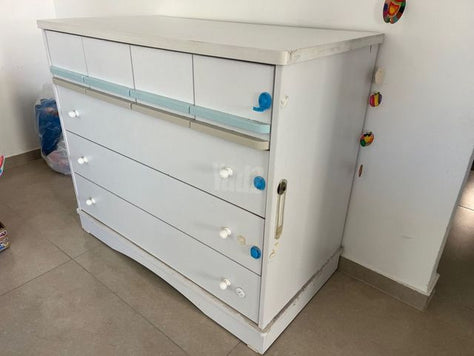 שידת החתלה