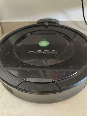 שואב אבק  iRobot Roomba 876