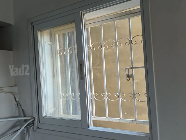 סורג למכירה