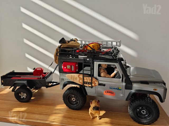 Rc crawler זחלן שטח על שלט