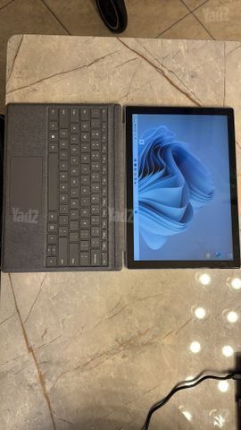 Microsoft Surface Pro 7+
