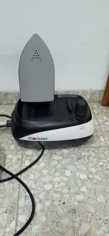 מגהץ קיטור