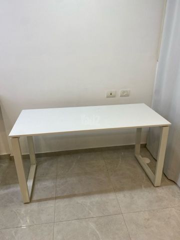 שולחן כתיבה