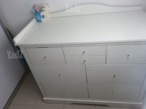 שידת החתלה