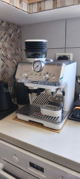 מכונת קפה Delonghi