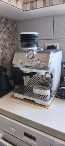 מכונת קפה Delonghi