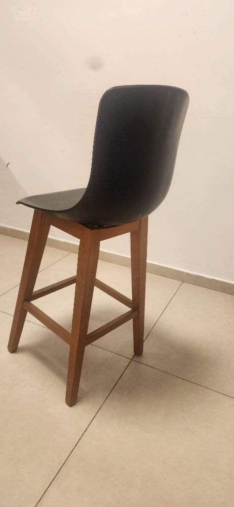 4 כיסאות בר