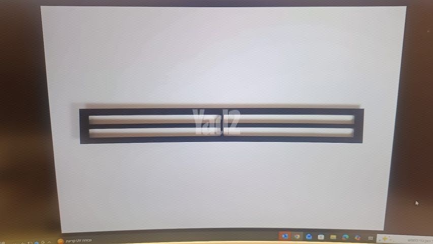 2 תריסים למזגן סלוט שחור