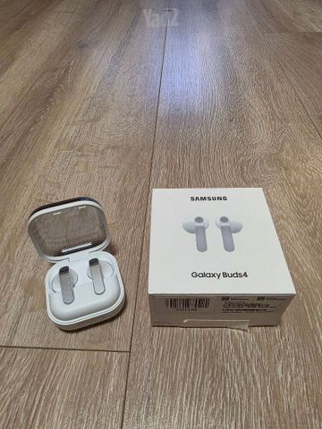 Samsung Buds 4