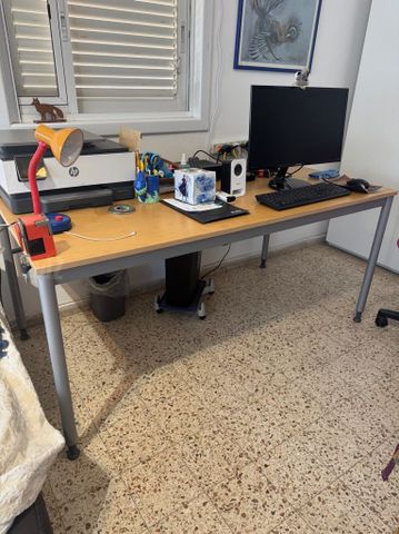 שולחן מחשב