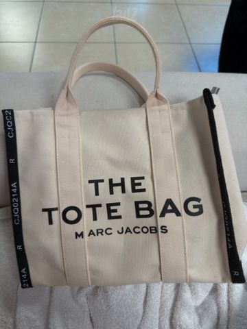 תיק tote bag