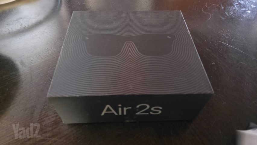 משקפי AR RayNeo Air 2s