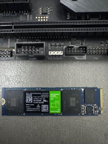 חלקים למחשב ssd