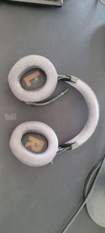 אוזניות JBL Quantum 800
