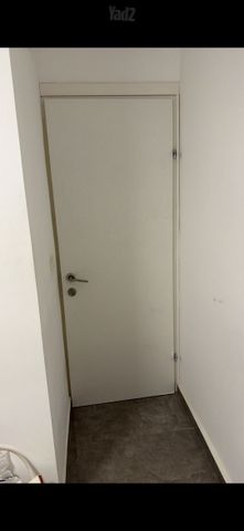 דלתות