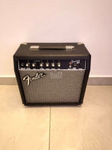 למכירה Fender Frontman 15G