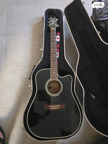 גיטרה Takamine נדירה