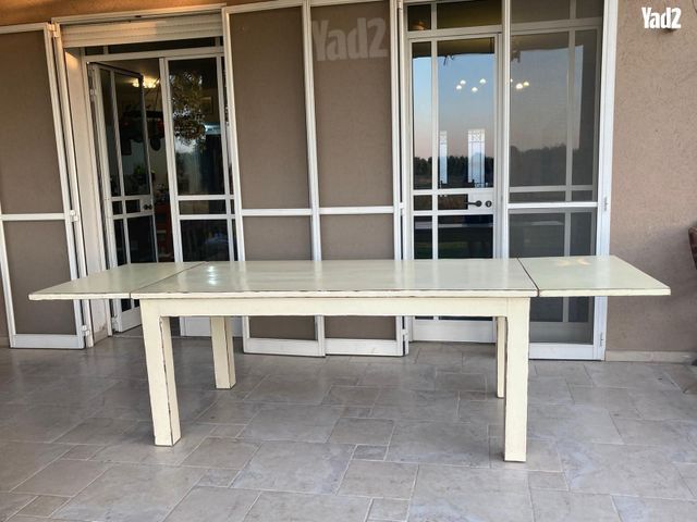 שולחן עץ מלא