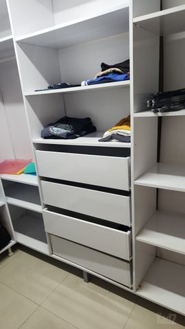 חדר ארונות