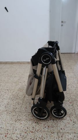 עגלה וטיולון